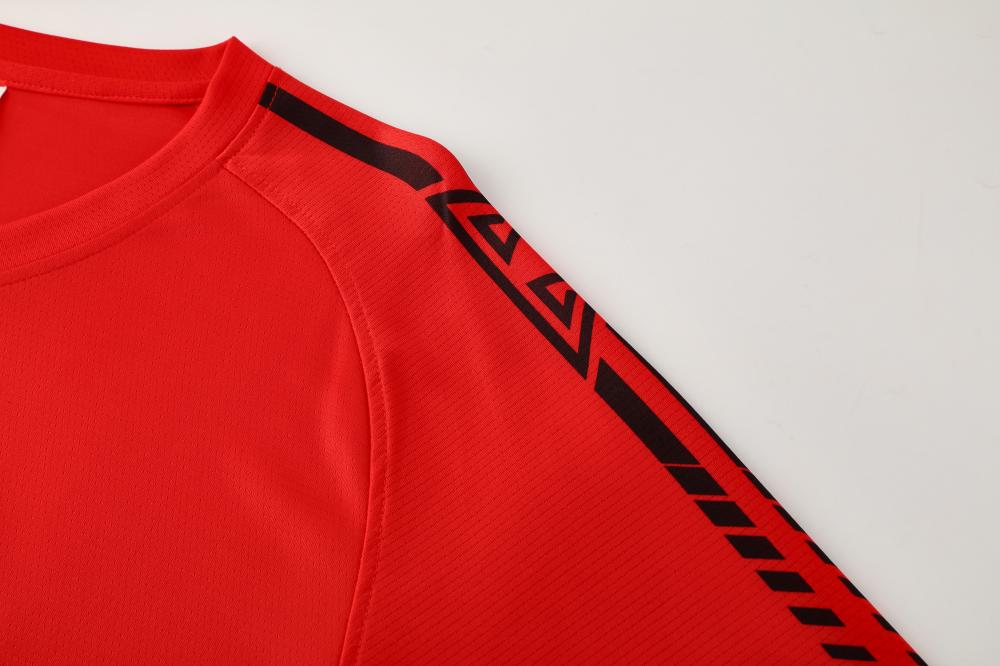 XS–6XL Protective Lightweight Quick-Drying Football Goalkeeper Jersey - Single Pack, MOQ 10 or 20 pieces. Suitable for workwear & advertising uniforms, custom pattern DIY available 7001