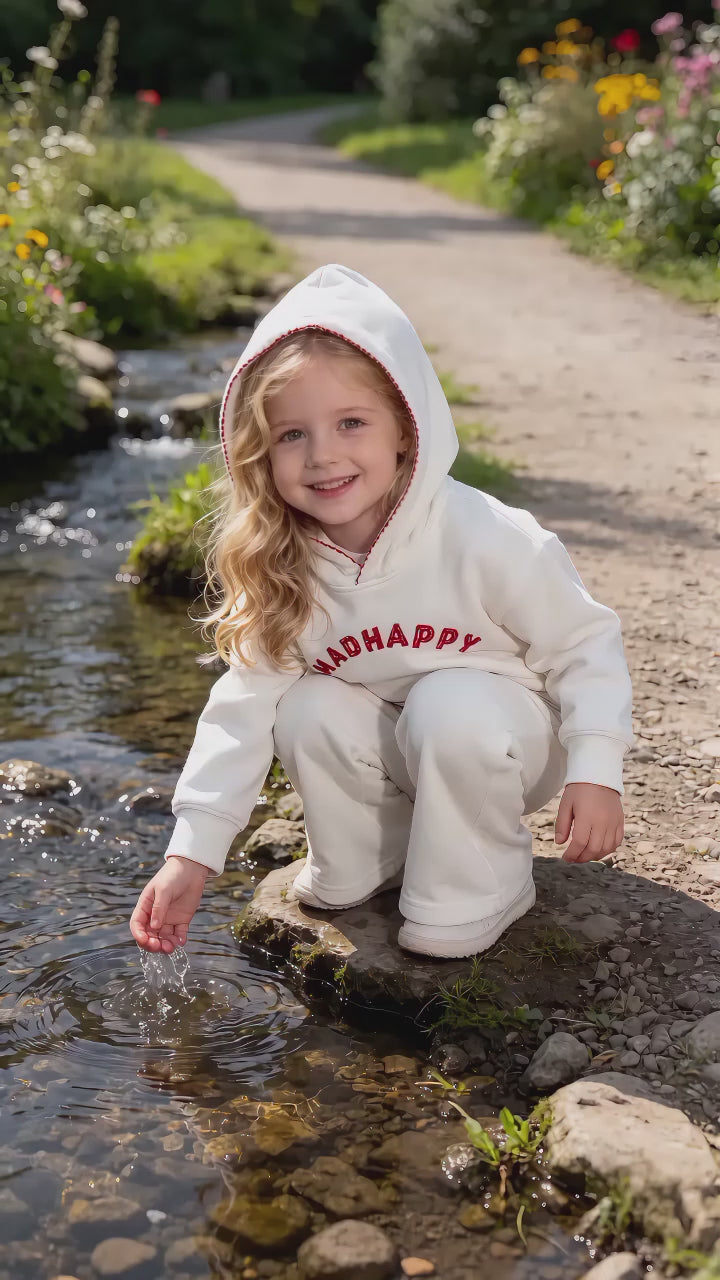 2–5Y Kids White "MADHAPPY" Embroidered Hoodie & Wide Leg Pants 2-Piece Set, MOQ 10 or 20 pieces, available WG26163